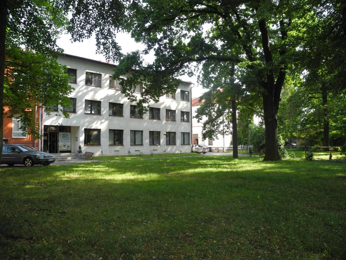 Hotel Kristl Pardubice Exterior photo